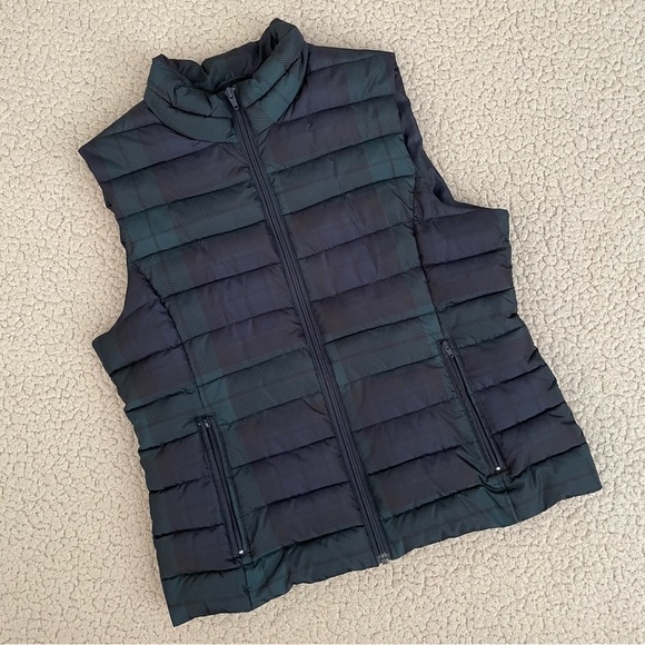 Colebrook Jackets & Coats Colebrook Black Watch Plaid Puffer Vest